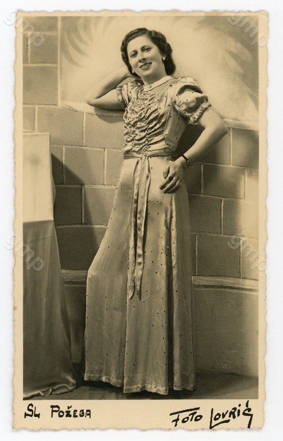 Diva u fotografskom ateljeu